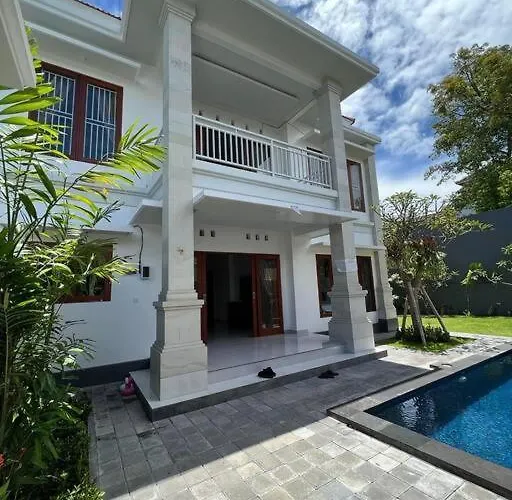 Bridge Villa Seminyak